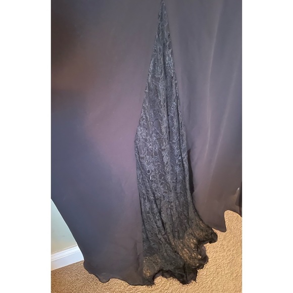 NWT. Azazie- black. Size 18. Style- Ciel. - Picture 5 of 6